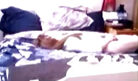 Große Titten vater tochter sexvideo gegen großen weißen Schwanz