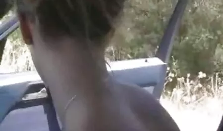 MILF saugt & freeporn mutter tochter Knebel am Dildo