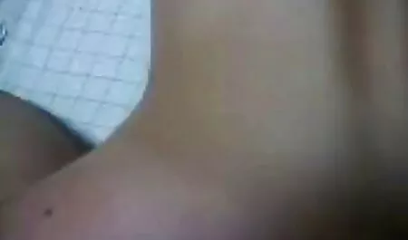 Sperma auf ihren riesigen Melonen vater fickt tochter porno kostenlos