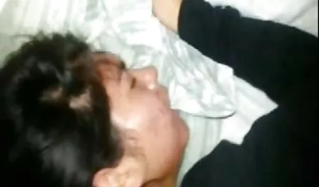 Airin Okui und Gal saugen Schwänze und gefickt opa fickt seine tochter