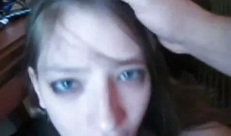 Sexy Clarrisa fingert ihre haarige Muschi deutscher opa fickt enkelin