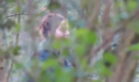 sie mutter und tochter sexvideo erstickt sein Gesicht