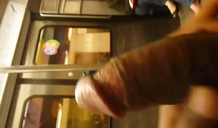 Ass Traffic Babes teilen sich einen Schwanz in diesem kostenlose mutter tochter pornos analen Dreier